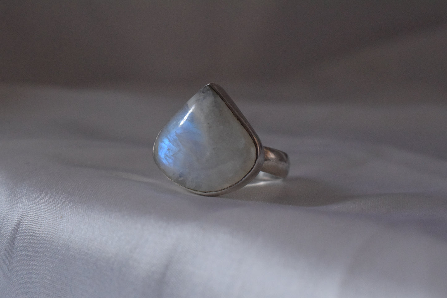Moonstone ring with 925 silver sterling