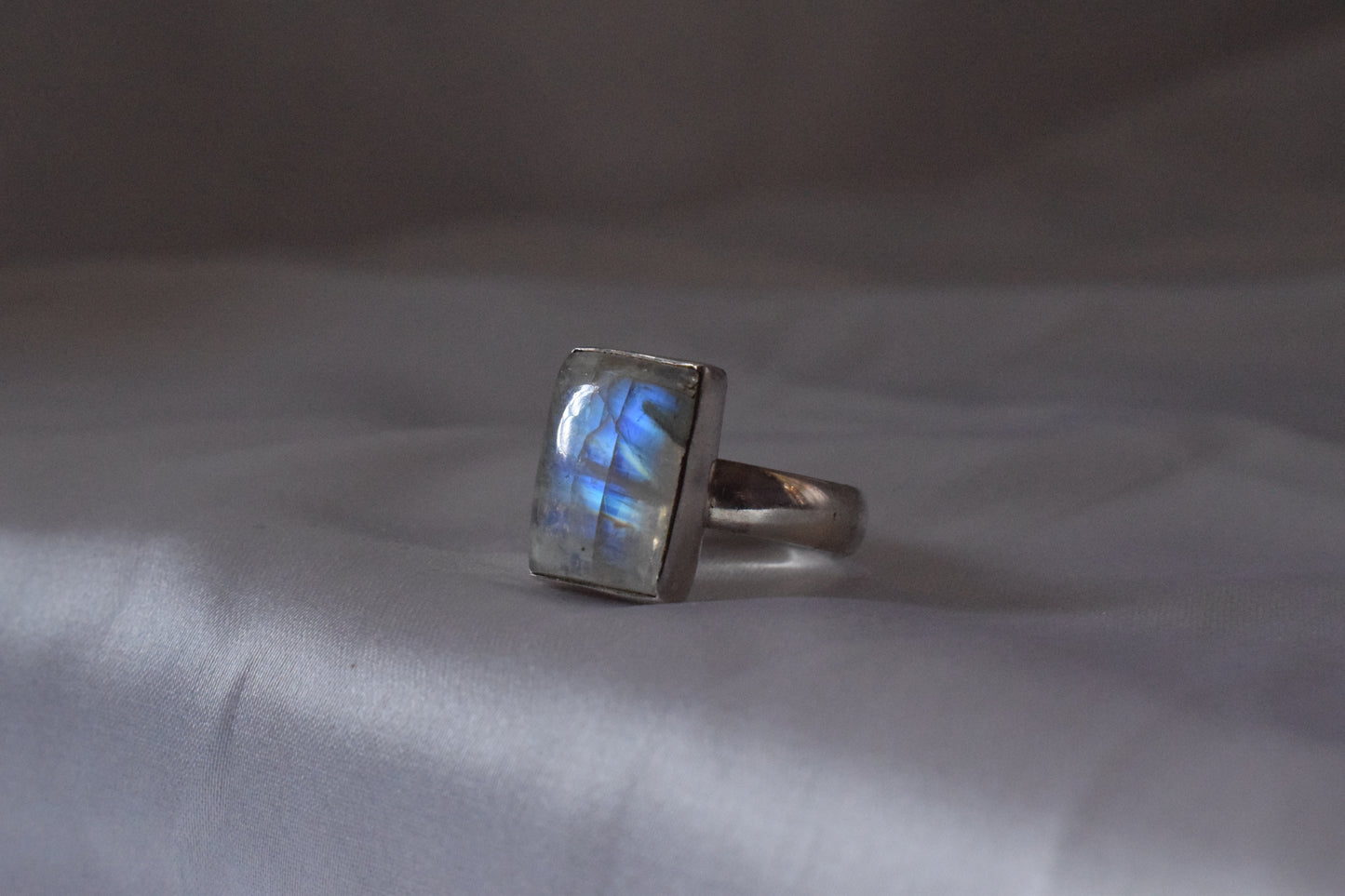 Moonstone ring with 925 silver sterling